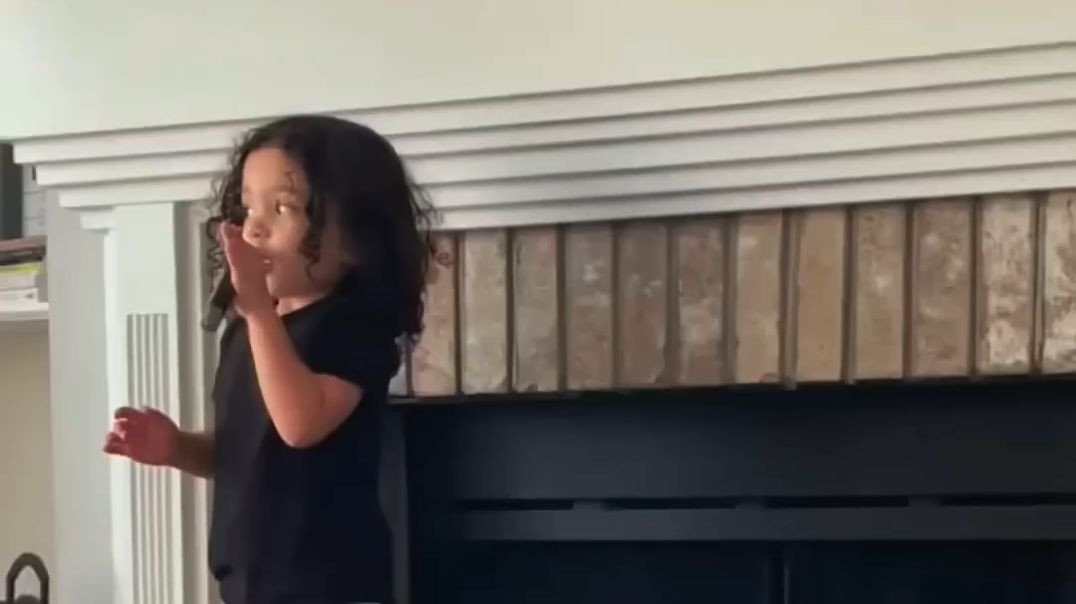 This little preacher has a message to tell you #toddlers #preacher #momlife