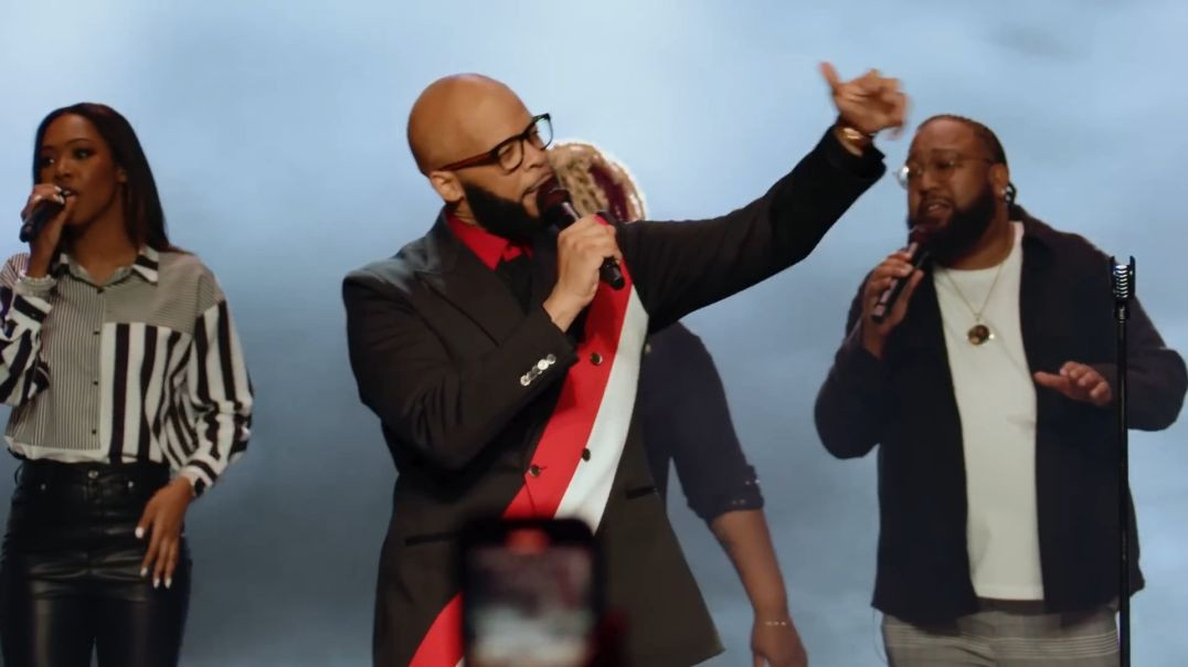 James Fortune - I Still Trust You (Live) (1)